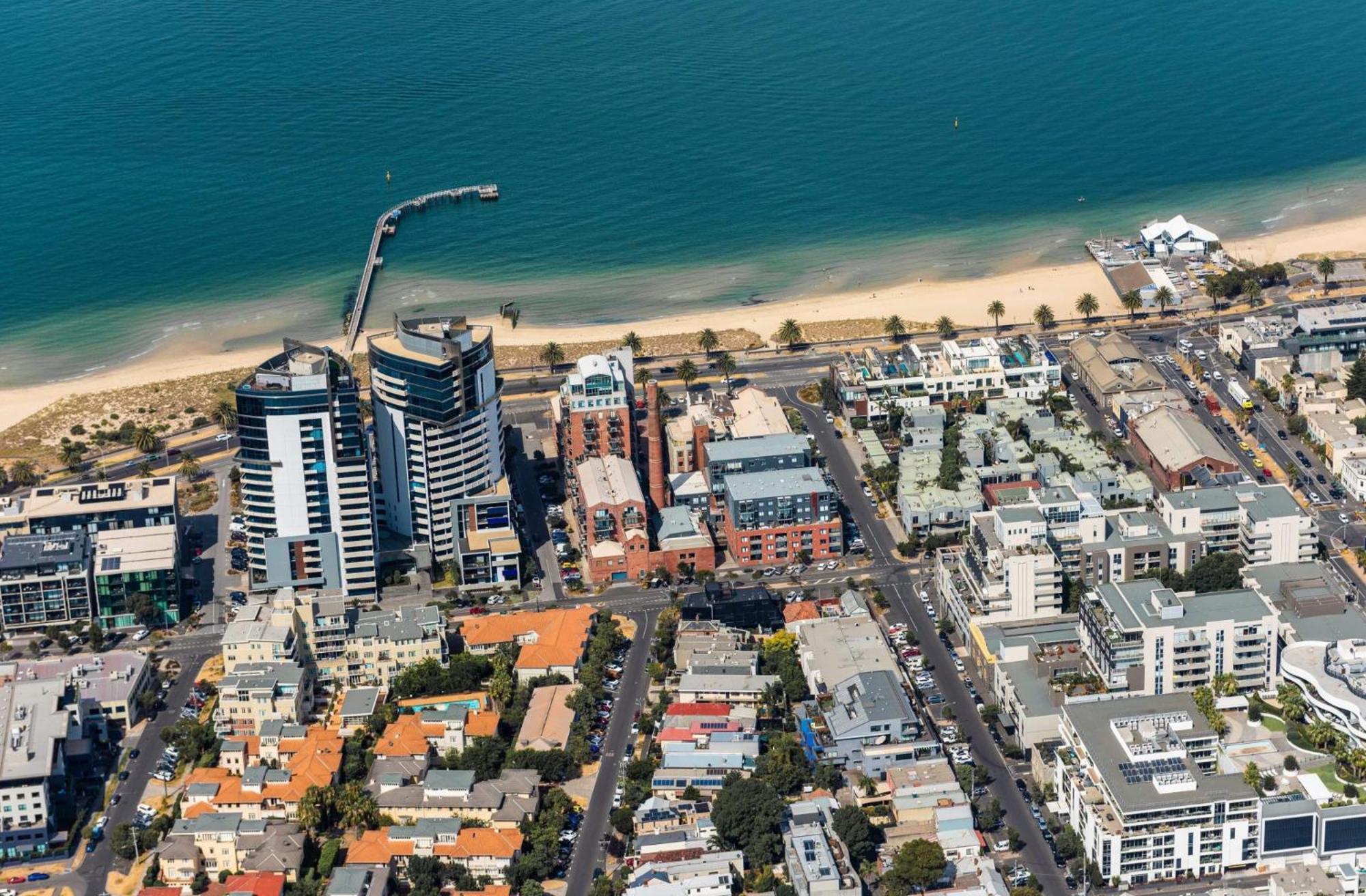 Designer 2-Bed Unit With Balcony Metres From Beach Melbourne Exteriér fotografie